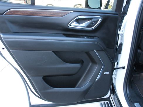 Used 2023 Chevrolet Tahoe High Country AWD/4WD image 40