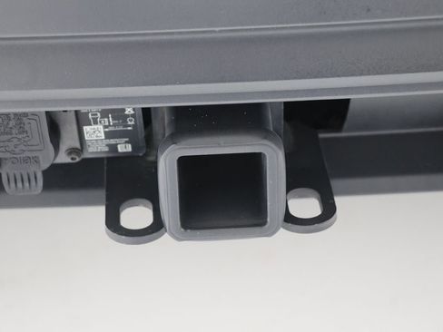 Used 2025 Volkswagen Atlas SE image 11