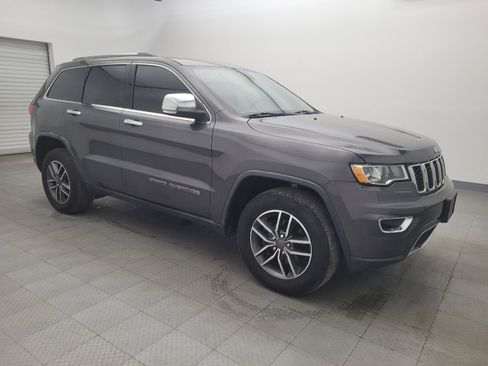 Used 2018 Jeep Grand Cherokee Limited image 11