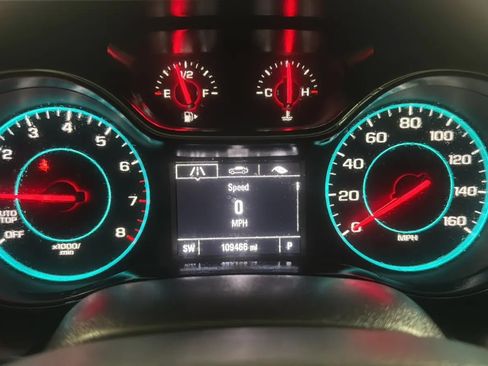 Used 2018 Chevrolet Cruze LT FWD image 11