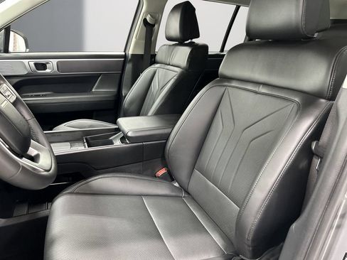Used 2024 Hyundai Santa Fe SEL FWD image 15