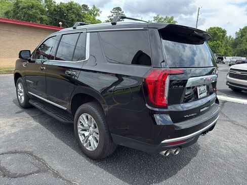Used 2024 GMC Yukon Denali AWD/4WD image 5