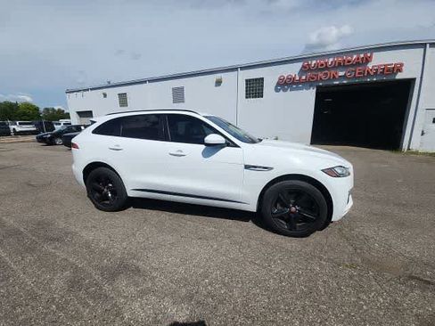 Used 2017 Jaguar F-PACE R-Sport AWD/4WD image 9