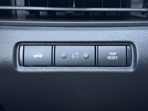 Used 2024 Nissan Altima 2.5 SV FWD image 22