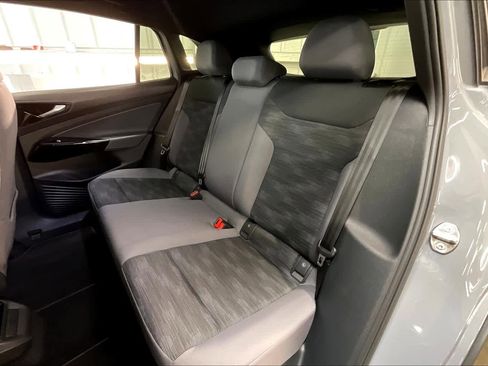 Used 2021 Volkswagen ID.4 Pro image 28