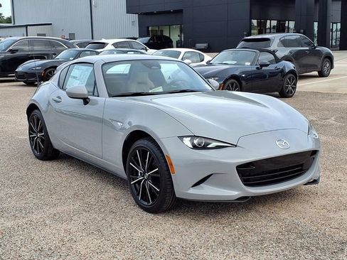New 2026 MAZDA MX-5 Miata RF Grand Touring RWD image 3