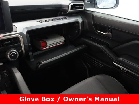 Certified 2025 Toyota Tacoma TRD Off-Road image 23