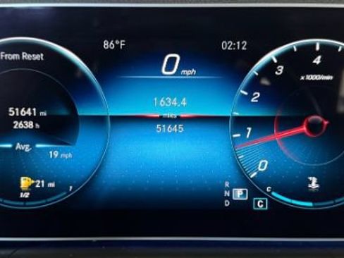 Used 2021 Mercedes-Benz GLE 350 w/ Premium Package image 21