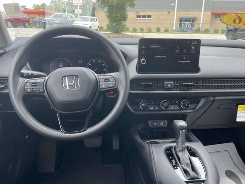 Used 2026 Honda HR-V LX image 11