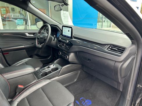 Used 2025 Ford Escape ST-Line AWD/4WD image 15