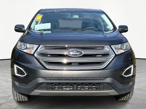 Used 2017 Ford Edge Titanium w/ Technology Package image 2