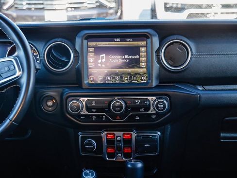 Certified 2022 Jeep Gladiator Overland w/ Trailer Tow Package image 14