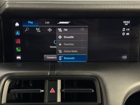 Used 2020 Porsche Taycan Turbo image 30