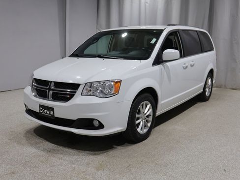 Used 2019 Dodge Grand Caravan SXT w/ Driver Convenience Group FWD image 6