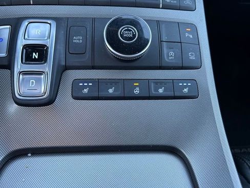 Used 2021 Hyundai Palisade Calligraphy image 30