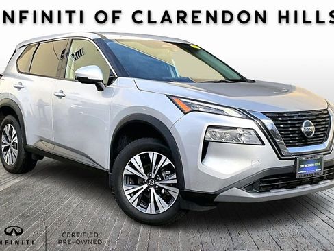 Used 2021 Nissan Rogue SV image 1