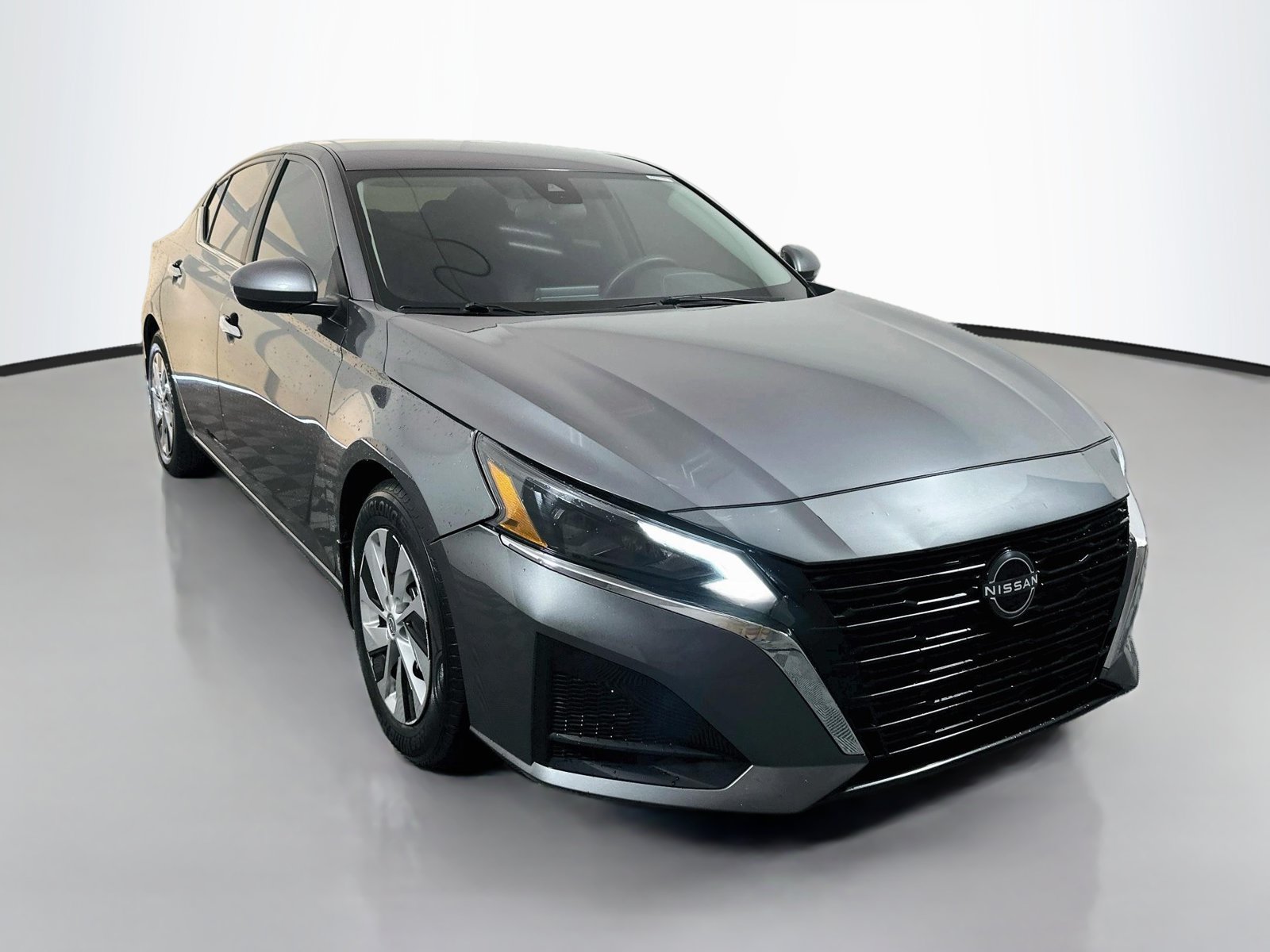 Used 2023 Nissan Altima 2.5 S FWD image 1