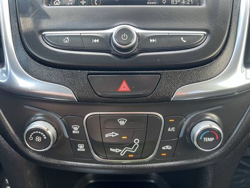 Used 2019 Chevrolet Equinox LT FWD image 33