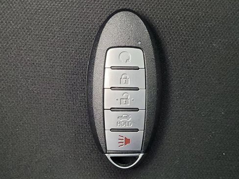 Used 2023 Nissan Sentra SV image 32