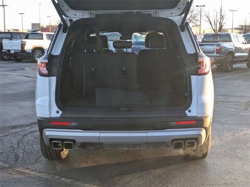 Used 2024 GMC Acadia Elevation image 35