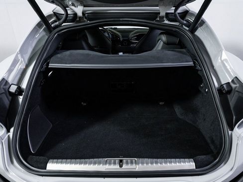 Certified 2025 Ferrari Purosangue image 28