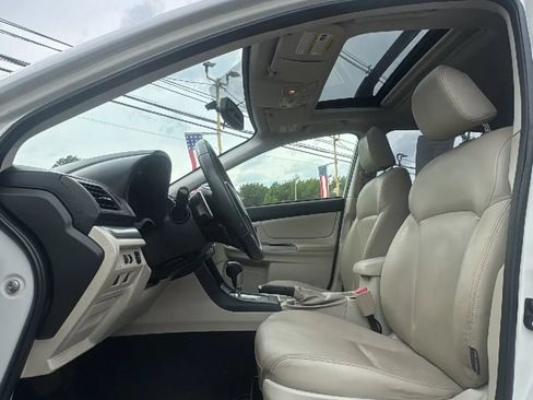 Used 2014 Subaru Crosstrek Touring AWD/4WD image 11