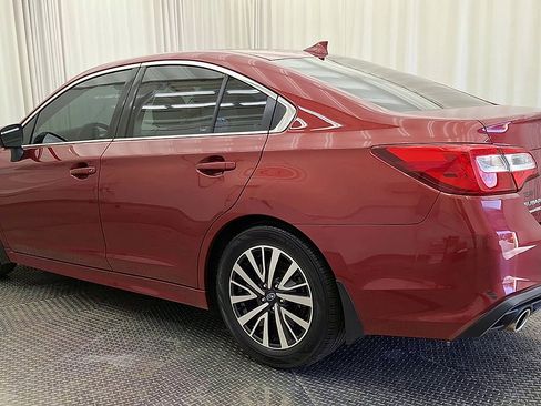 Used 2019 Subaru Legacy 2.5i Premium w/ Popular Package #2A AWD/4WD image 9