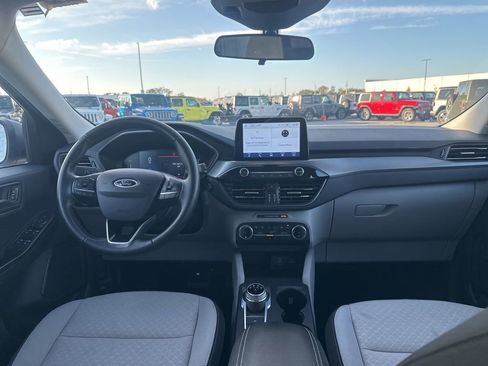 Used 2024 Ford Escape Active image 12