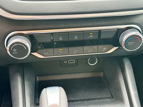 Used 2021 Nissan Altima 2.5 S w/ Driver Assist Package image 16