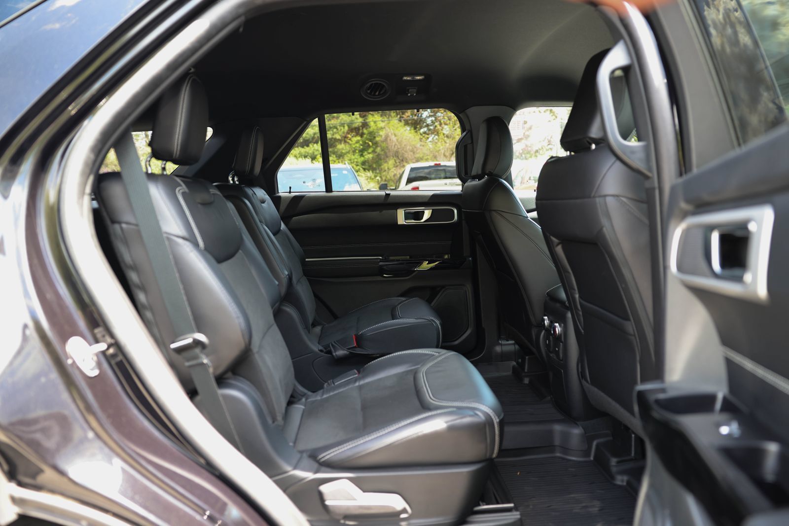 Certified 2023 Ford Explorer ST AWD/4WD image 13