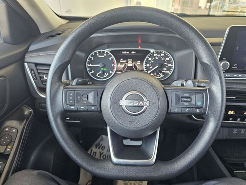 Used 2024 Nissan Rogue SV FWD image 19