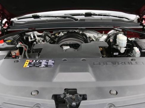 Used 2017 Chevrolet Suburban Premier image 14