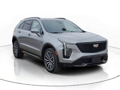 Certified 2024 Cadillac XT4 Sport AWD/4WD image 2
