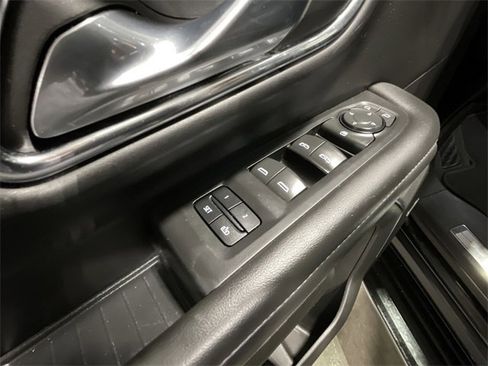 Used 2023 Chevrolet Tahoe LT image 19