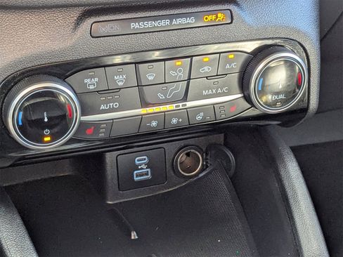 Used 2022 Ford Escape SEL w/ Technology Package image 24