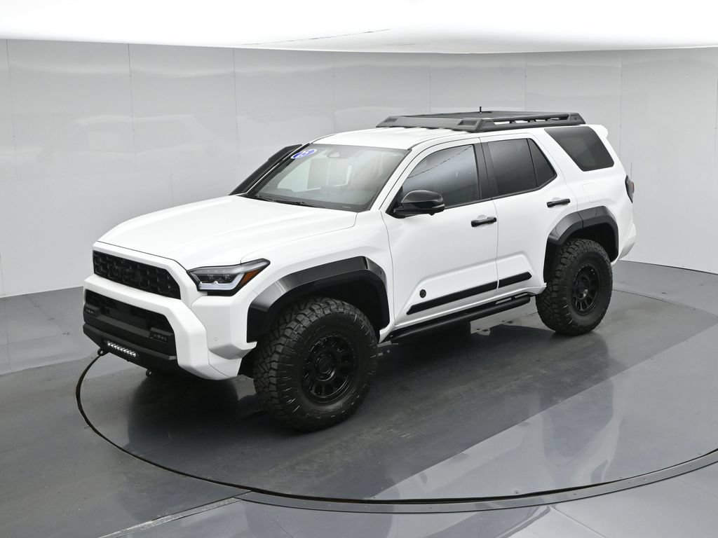 Used 2025 Toyota 4Runner Trailhunter AWD/4WD image 39