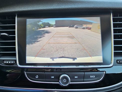 Used 2019 Buick Encore Essence image 22