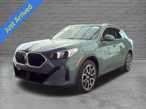 Used 2025 BMW X2 xDrive28i w/ Premium Package AWD/4WD image 1