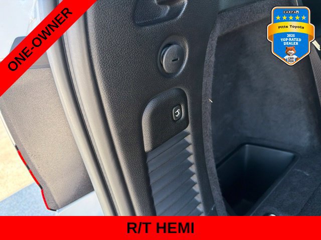 Used 2025 Dodge Durango R/T w/ Blacktop Package AWD/4WD image 15