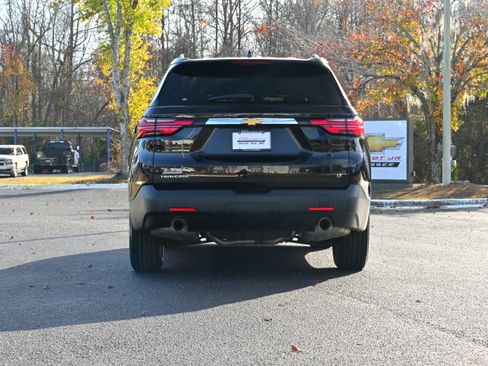 Used 2023 Chevrolet Traverse LT image 29