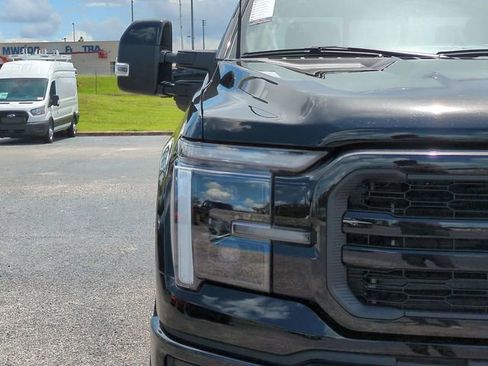 New 2025 Ford F150 Lariat w/ Equipment Group 501A Mid image 4