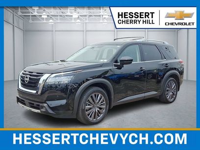 Used 2023 Nissan Pathfinder SL w/ SL Premium Package