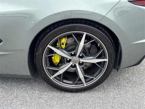 Used 2022 Chevrolet Corvette Stingray Premium Conv w/ Z51 Performance Package image 14