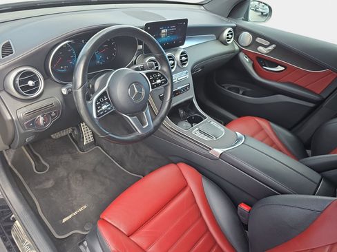 Used 2020 Mercedes-Benz GLC 300 4MATIC Coupe image 16