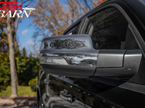 Used 2020 RAM 1500 Laramie image 9