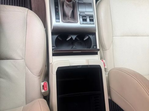 Used 2015 Lexus GX 460 w/ Premium Package AWD/4WD image 38