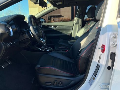 Used 2023 Kia Forte GT w/ GT2 Package image 14