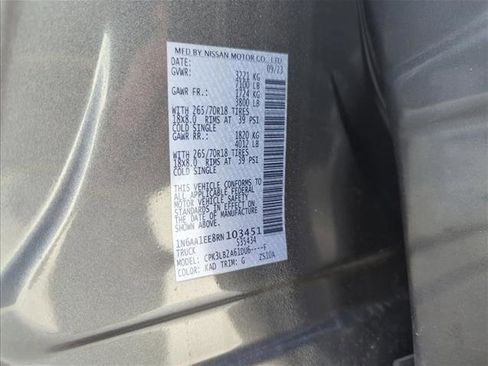 Used 2024 Nissan Titan SV RWD image 26
