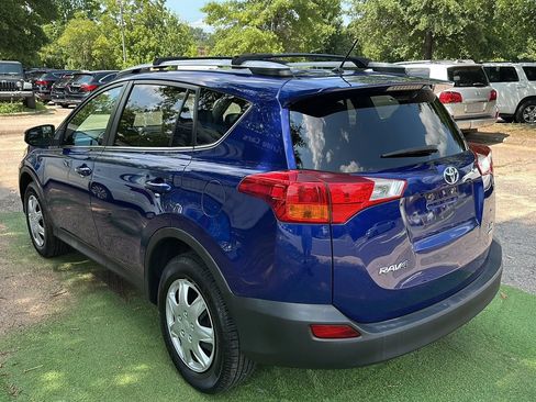 Used 2015 Toyota RAV4 LE AWD/4WD image 4