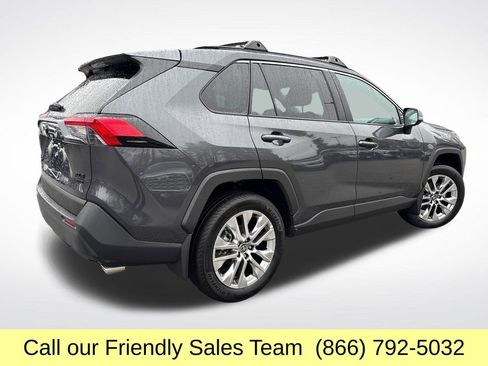 Certified 2025 Toyota RAV4 XLE Premium image 6